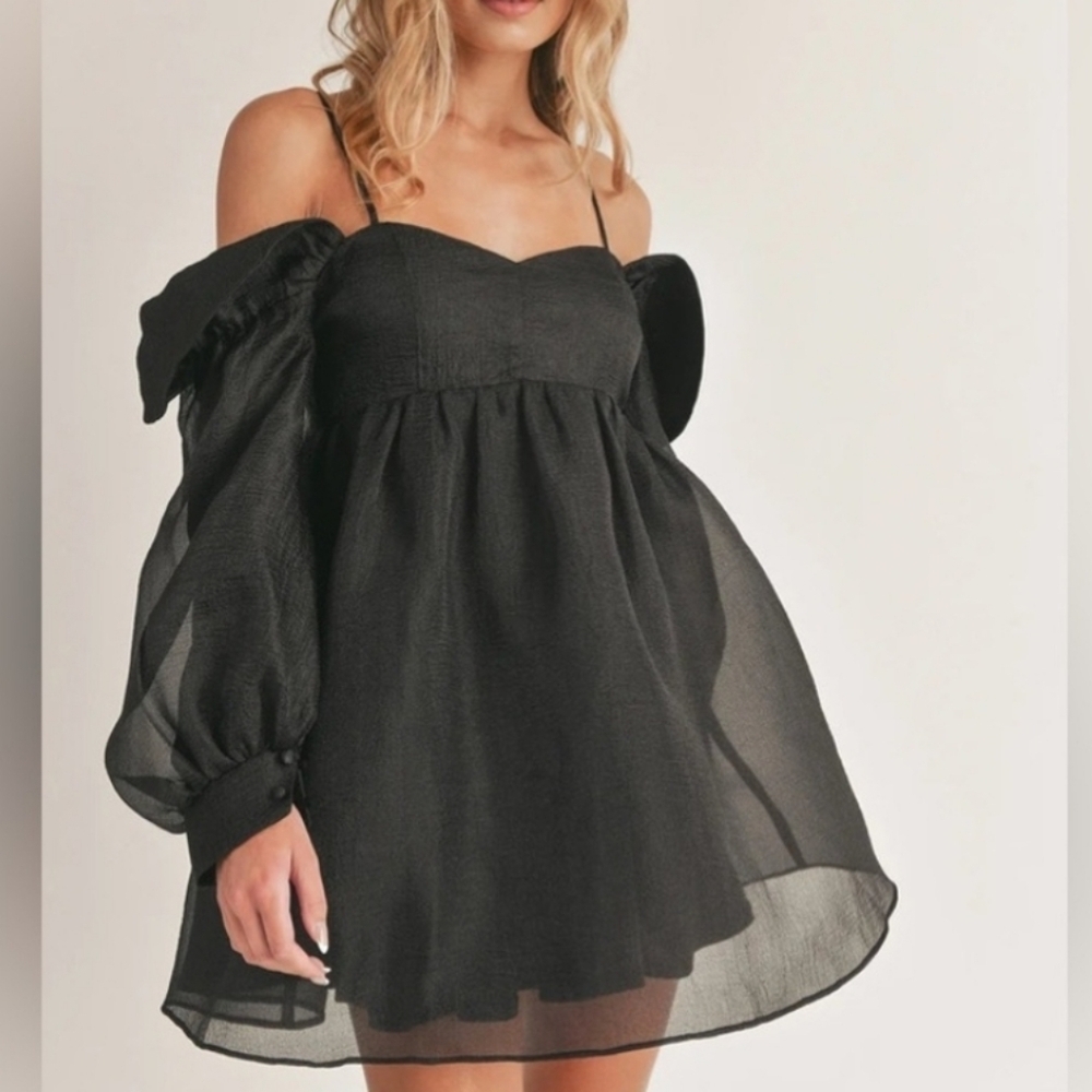 NWT Black Off-Shoulder Bubble Mini Dress
